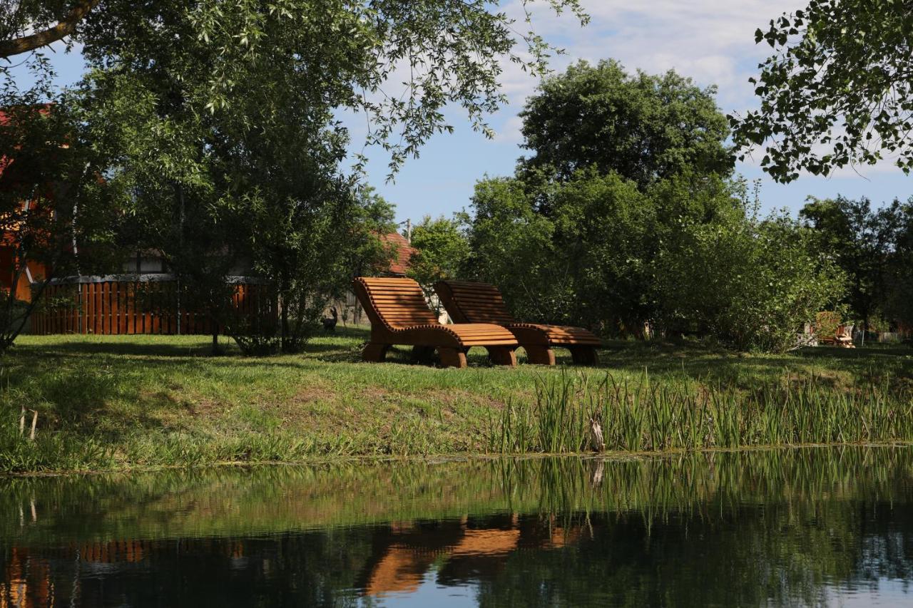Riverside Apartments Otočac 外观 照片